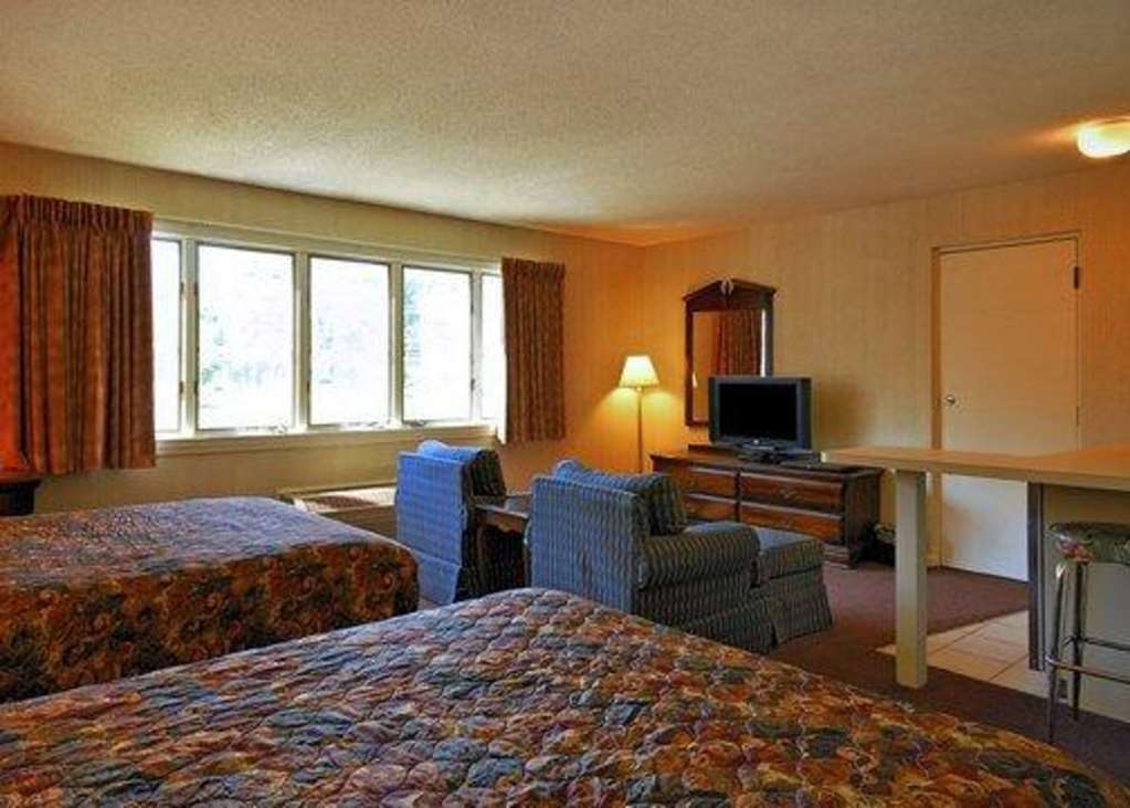 Econo Lodge Inn & Suites กรอตัน ห้อง รูปภาพ