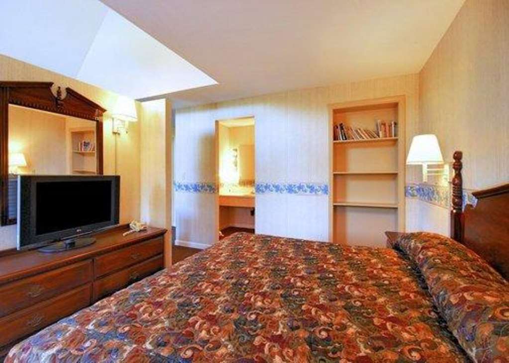 Econo Lodge Inn & Suites กรอตัน ห้อง รูปภาพ